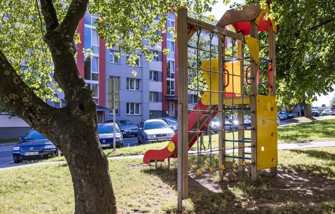 דירות קלייפדה Panevezio G Prie Parko, Panevezio Str By The Park מראה חיצוני תמונה